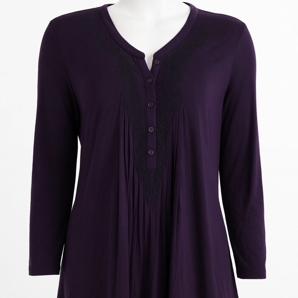 Croft & Barrow Top Dark Purple Medium flowy lace stretchy crochet Rayon classic